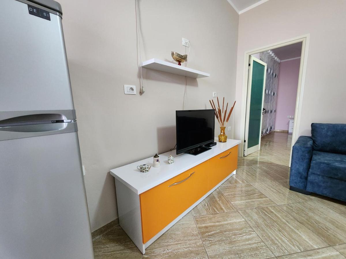 Villa Orange Vlorë Екстериор снимка