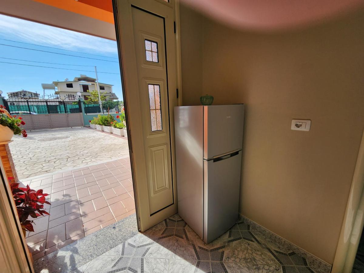 Villa Orange Vlorë Екстериор снимка